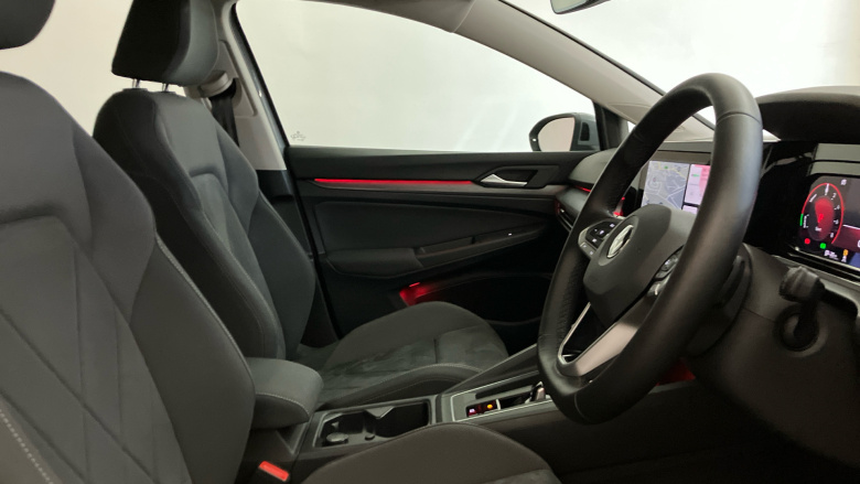 Volkswagen Golf 1.4 TSI eHybrid Style 5dr DSG Hatchback